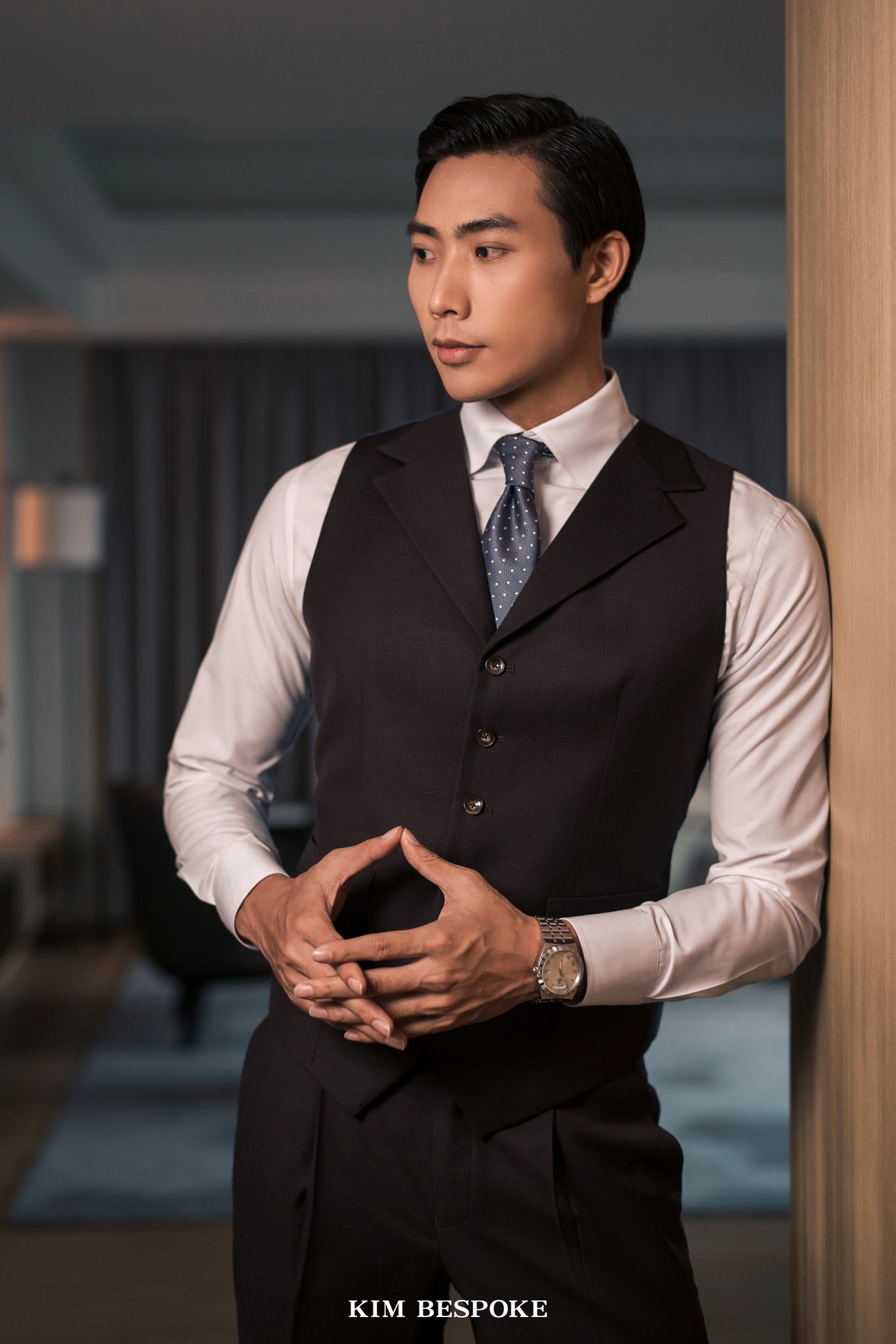 Capsule Wardrobe | Look 3: CHOCOLATE - Image 3